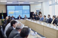 Junto ao Ibama e à iniciativa privada, Ministério dos Transportes avança no debate sobre licenciamento ambiental em concessões