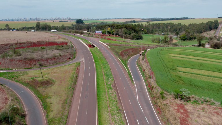 Sequência 03.00_00_07_56.Quadro001 (1).jpg