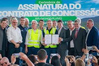 Renan Filho assina contrato que destrava obras fundamentais para a modernização da BR-040/495/RJ/MG