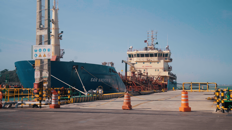 Still 2025-10-29 204335_1.92.1.png