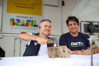 Mesmo da estrada, rumo à COP30, Renan Filho garante participação no leilão da Rota Sertaneja