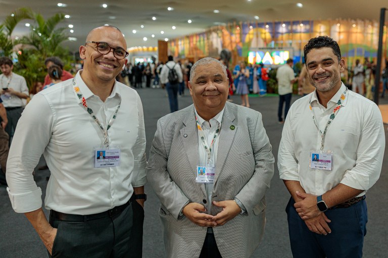 WhatsApp Image 2025-11-14 at 18.05.44 (1).jpeg