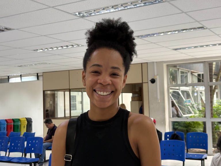 Em Curitiba (PR), Isabelle Ribeiro teve a habilitação renovada automaticamente pela MP do Bom Condutor