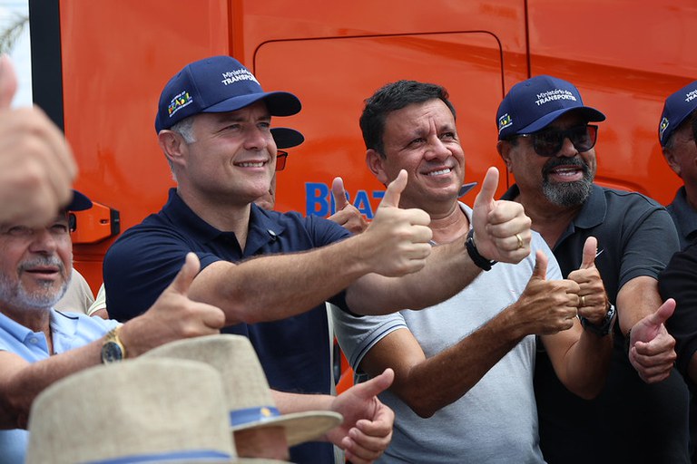 Ministro dos Transportes, Renan Filho, em caravana "Na Boleia do Brasil" no sudeste