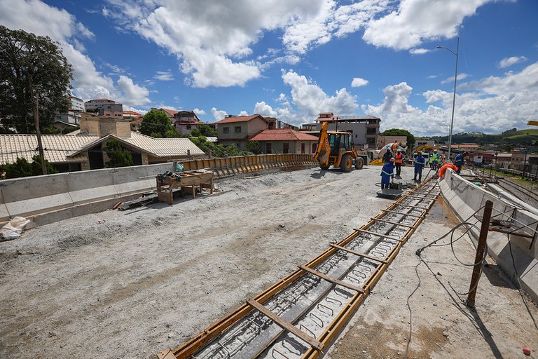 14-01-2026 Renan Filho - Obra viaduto ferroviário (FB)-05.jpg