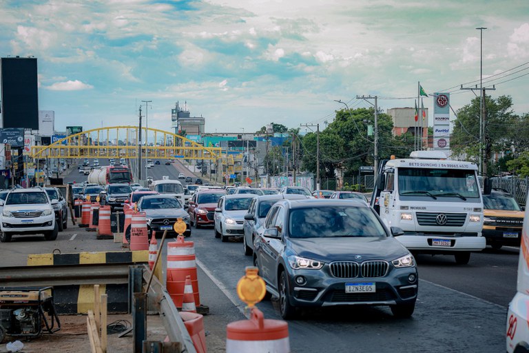 Obras na BR-116, rodovia que foi severamente afetada pelas chuvas de 2024 e que recebeu investimento maciço do Ministério dos Transportes. - Foto: Marcio Ferreira/MT