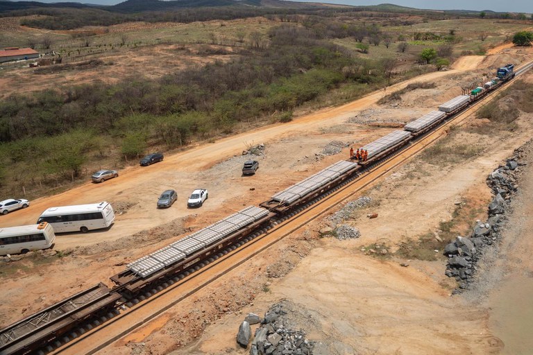 Obras da Transnordestina avançam no Ceará, reforçando a infraestrutura logística do Nordeste. - Foto: Michel Corvello/MT