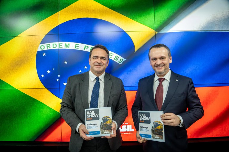 Reunião entre Brasil e Rússia trouxe iniciativas em desenvolvimento na área de infraestrutura de transportes nos dois países. - Foto: Michel Corvello/MT