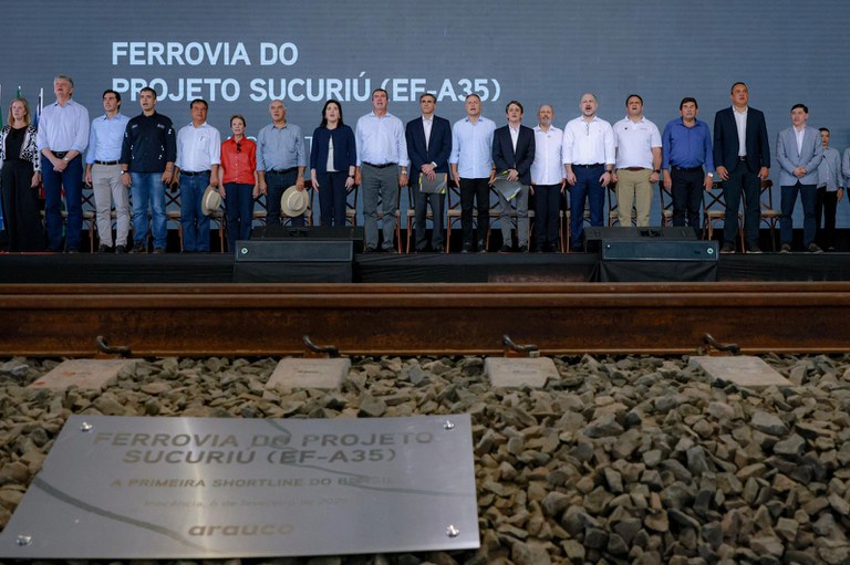 Ministro dos Transportes participa do início das obras da primeira shortline do país. - Foto: Marcio Ferreira/MT