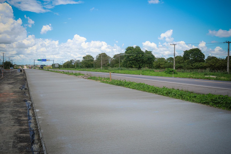 Ministério dos Transportes iniciou a recuperação de 406 quilômetros da BR-020 e vistoriou obras na BR-116 no Ceará