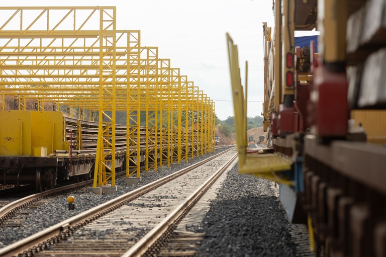 Minério e grãos seguem como principais cargas transportadas pela malha ferroviária nacional. - Foto: Felipe Brasil/MT