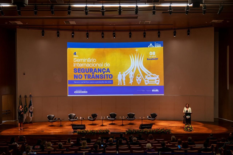 4º Seminário Internacional de Segurança no Trânsito e lançamento do Guia de Gestão de Velocidades