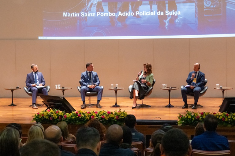 4º Seminário Internacional de Segurança no Trânsito e lançamento do Guia de Gestão de Velocidades