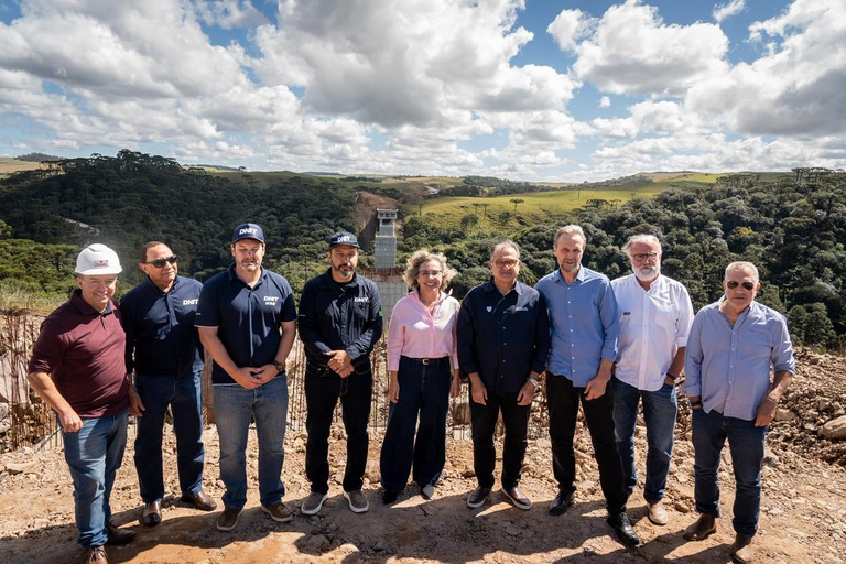 Ministro dos Transportes, George Santoro, entrega trecho com 22 km de implantação e pavimentação na BR-285 Serra da Rocinha (SC)
