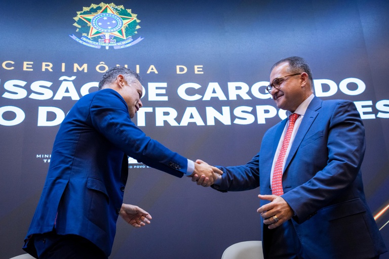 Renan Filho se despede do Ministério dos Transportes e George Santoro ex-secretário-executivo assume a pasta