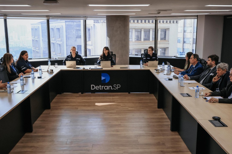SENATRAN FISCALIZA IMPLEMENTACAO DA CNH DO BRASIL NO DENTRAN SP (4).jpeg