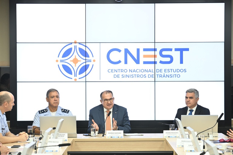 LANCAMENTO CNEST NO MINISTERIO DOS TRANSPORTES (3).jpeg