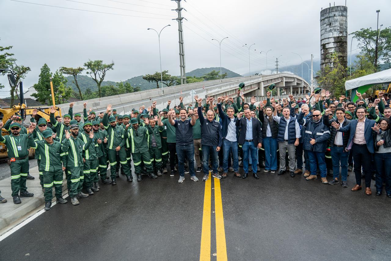 Com R$ 70,8 milhões em investimentos, obra elimina passagens em nível e dá mais fluidez ao transporte de cargas