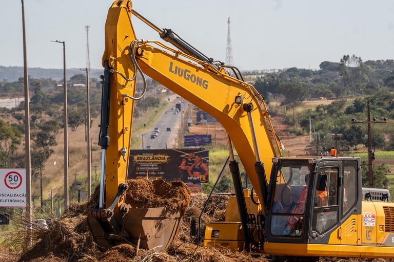 obras de duplicação da BR-080