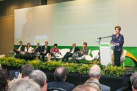 Dilma: cooperação internacional permite encurtar caminho para soluções sobre segurança no trânsito