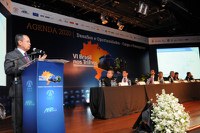 Em seminário, ministro dos Transportes relata obras em ferrovias no país