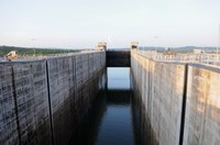 Hidrovias serão beneficiadas com lei que exige construção de eclusas em barragens