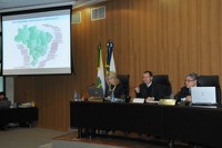 Ministro apresenta balanço dos Transportes no CONFEA 