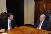 Ministro César Borges recebe governador de Goiás para avaliar obras do anel viário de Goiânia