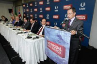 Ministro dos Transportes participa da abertura da Intermodal South America