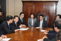 Ministro dos Transportes recebe comitiva de empresários chineses