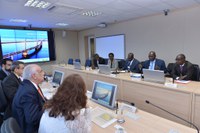 Ministro dos Transportes recebe delegações internacionais