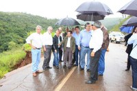 Ministro vistoria obras emergenciais em MG