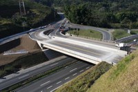 Novo viaduto do Trevo de Santa Isabel (SP) é liberado na via Dutra nesta terça-feira (9/9)