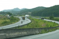 Rodovia BR-101 Sul terá trânsito interrompido nesta terça-feira (30/07) em Tubarão (SC)