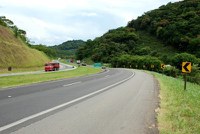 Trânsito na BR-116 / SC segue interditado para limpeza do Km 108