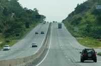 Usuários devem ficar atentos aos estreitamentos de pista na BR-101