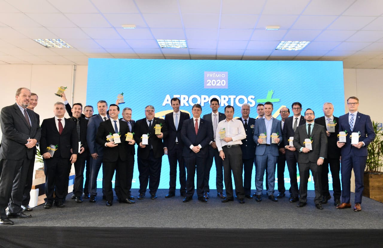 030320_premio_aeroportos_edsom_leite.jpeg