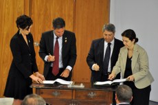 Brasil assina Acordo sobre Serviços Aéreos com Nova Zelândia