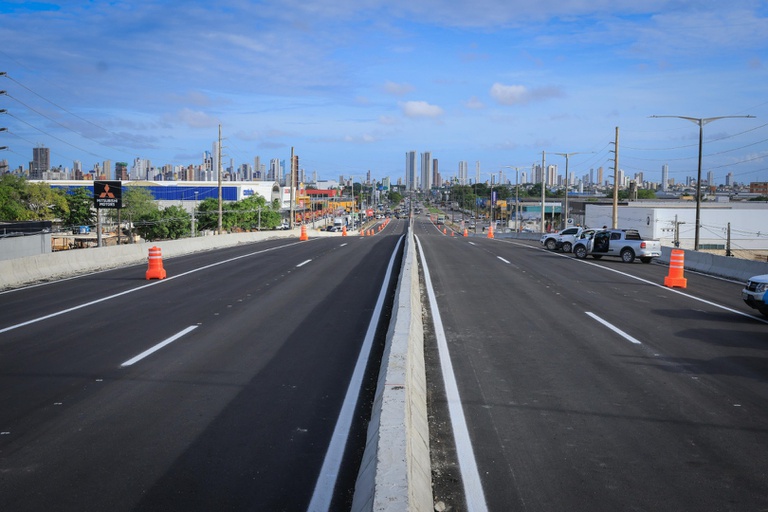 Ministro dos Transportes, George Santoro, libera construção de viaduto da BR-230/PB