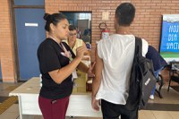 Estação São Leopoldo da Trensurb recebe ação de vacinação