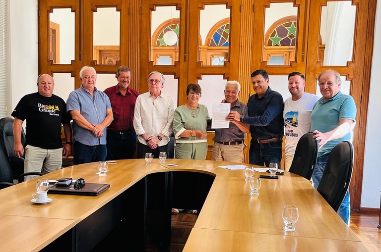 Reunião de assinatura Acordo de Cooperação Técniva