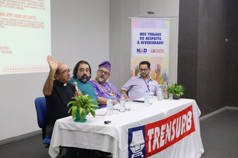 Seminário intolerância religiosa