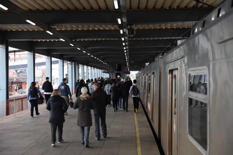 Em ano de reconstrução, média de usuários transportados pelo metrô foi de 83,5 mil por dia útil.