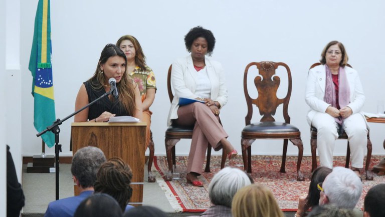 FOTO MULHERES 01 - ROBERTO CASTRO MTUR.jpg