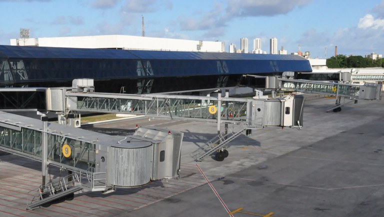 19.11.2021_Matéria_Aeroporto-Recife.jpg
