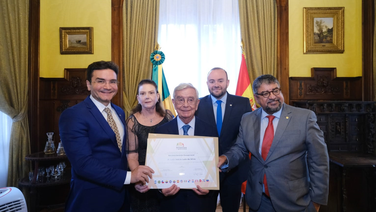 Brasil y España firman un acuerdo para promover y potenciar la gastronomía y el turismo — Ministerio de Turismo