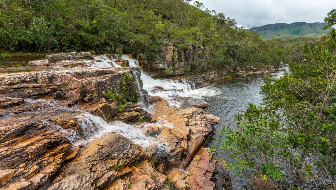 FOTO CAMINHO VEADEIROS.jpg