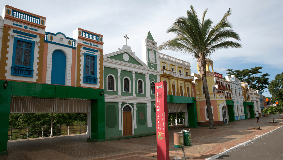 Conhecida pelo clima intenso, a capital mato-grossense surpreende com refúgios de águas cristalinas, culinária rica e acesso privilegiado ao Pantanal e à Chapada dos Guimarães