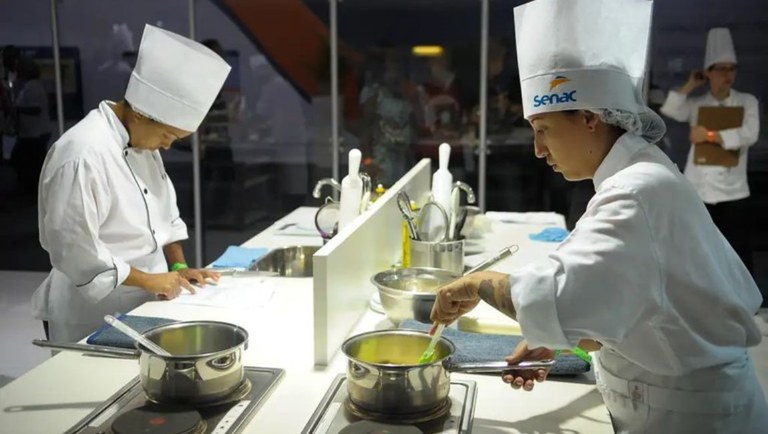 FOTO CURSOS SENAC.jpeg