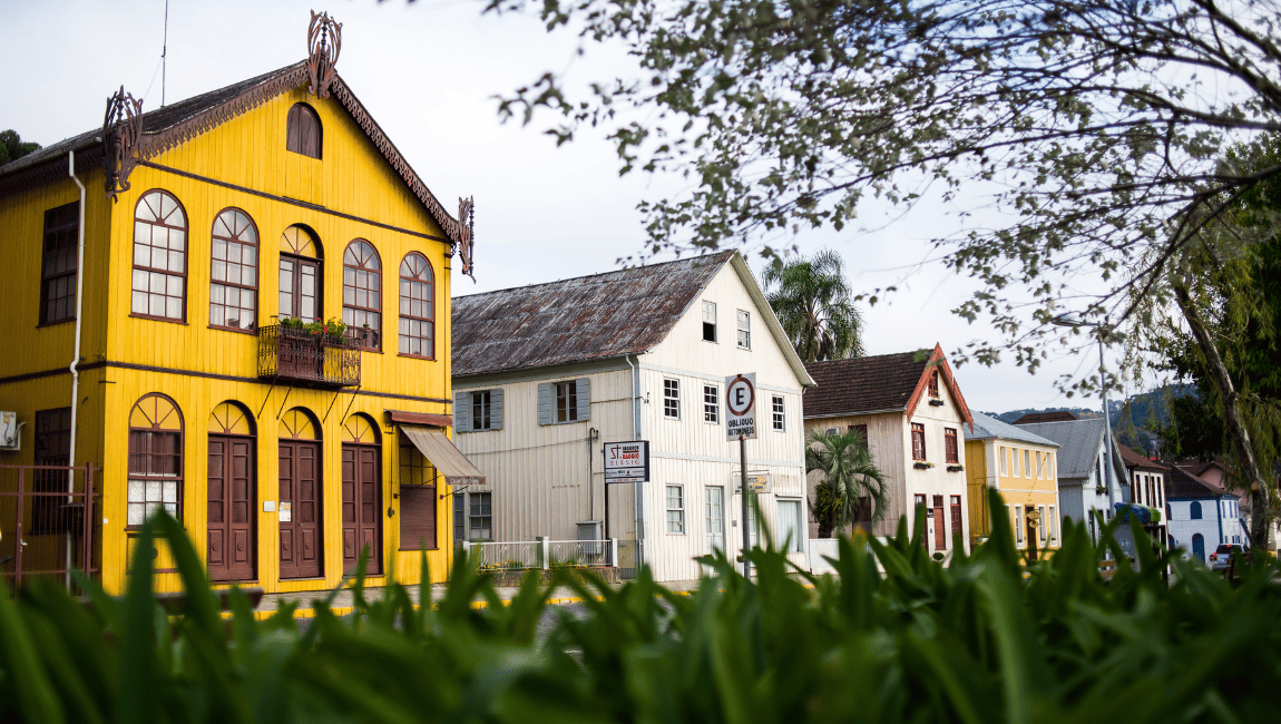 Vinte localidades no Brasil já foram indicadas para receber o selo: duas foram reconhecidas oficialmente - o bairro de Testo Alto, em Pomerode (SC), e a cidade de Antônio Prado, no RS